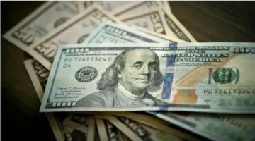 تحركات جديدة في سعر الدولار مقابل الجنيه وزيادة طفيفة بقيمة الريال السعودي للمسافرين